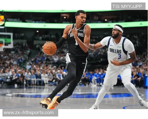 浓眉称赞弗拉格隔扣马穆精彩绝伦期待反复回味这一经典瞬间